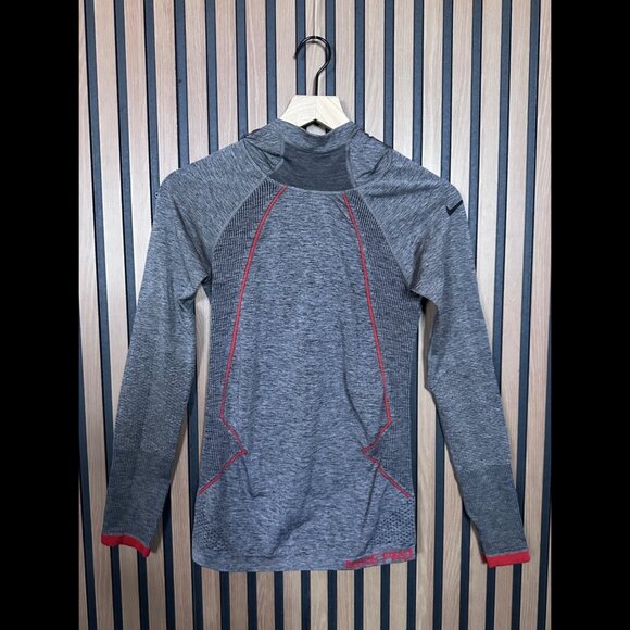 Nike Pro Sweatshirt Medium Womens Gray Long Sleeve Hooded Hyperwarm Compression - Picture 1 of 7